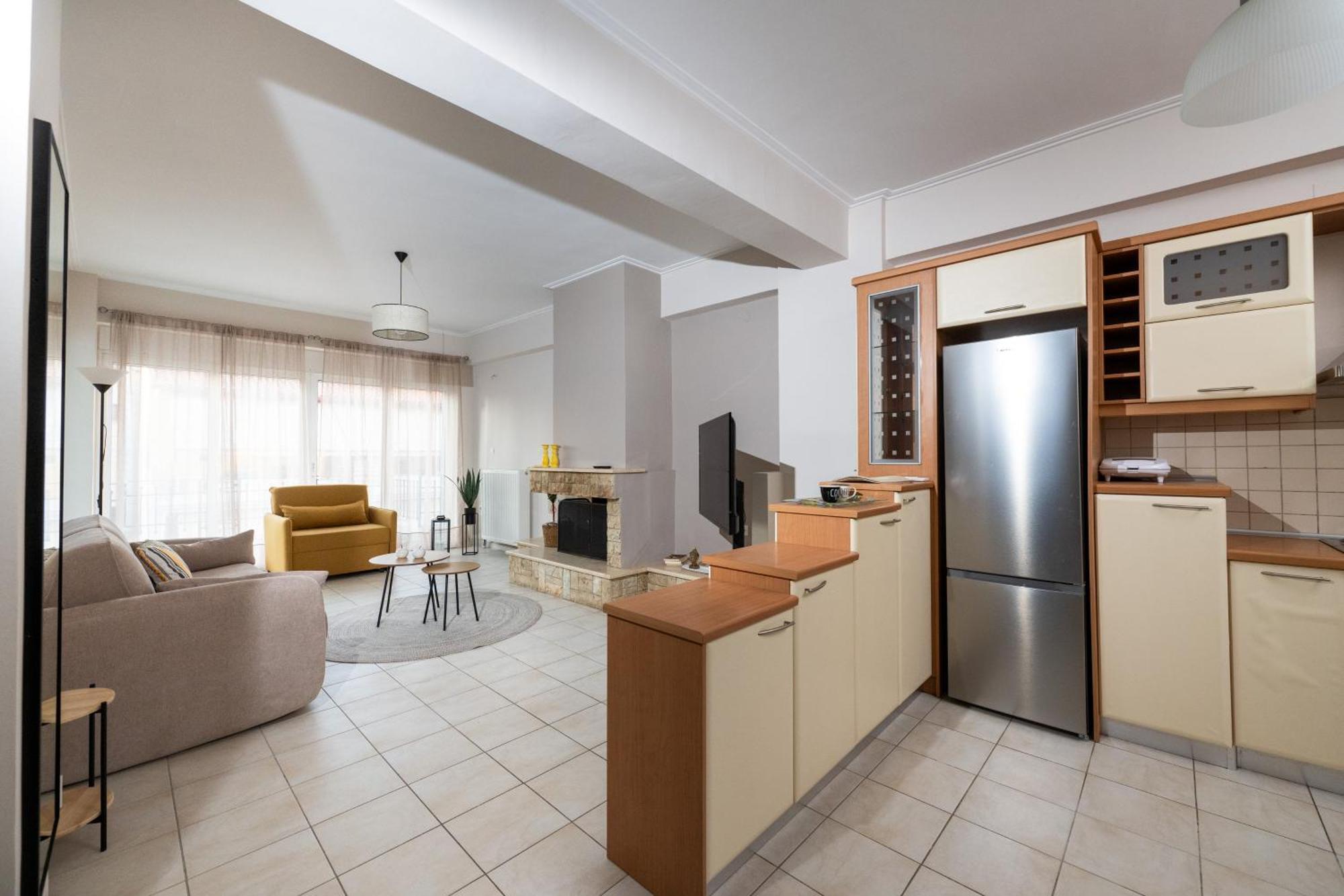Il Centro Apartment Aígion Ngoại thất bức ảnh