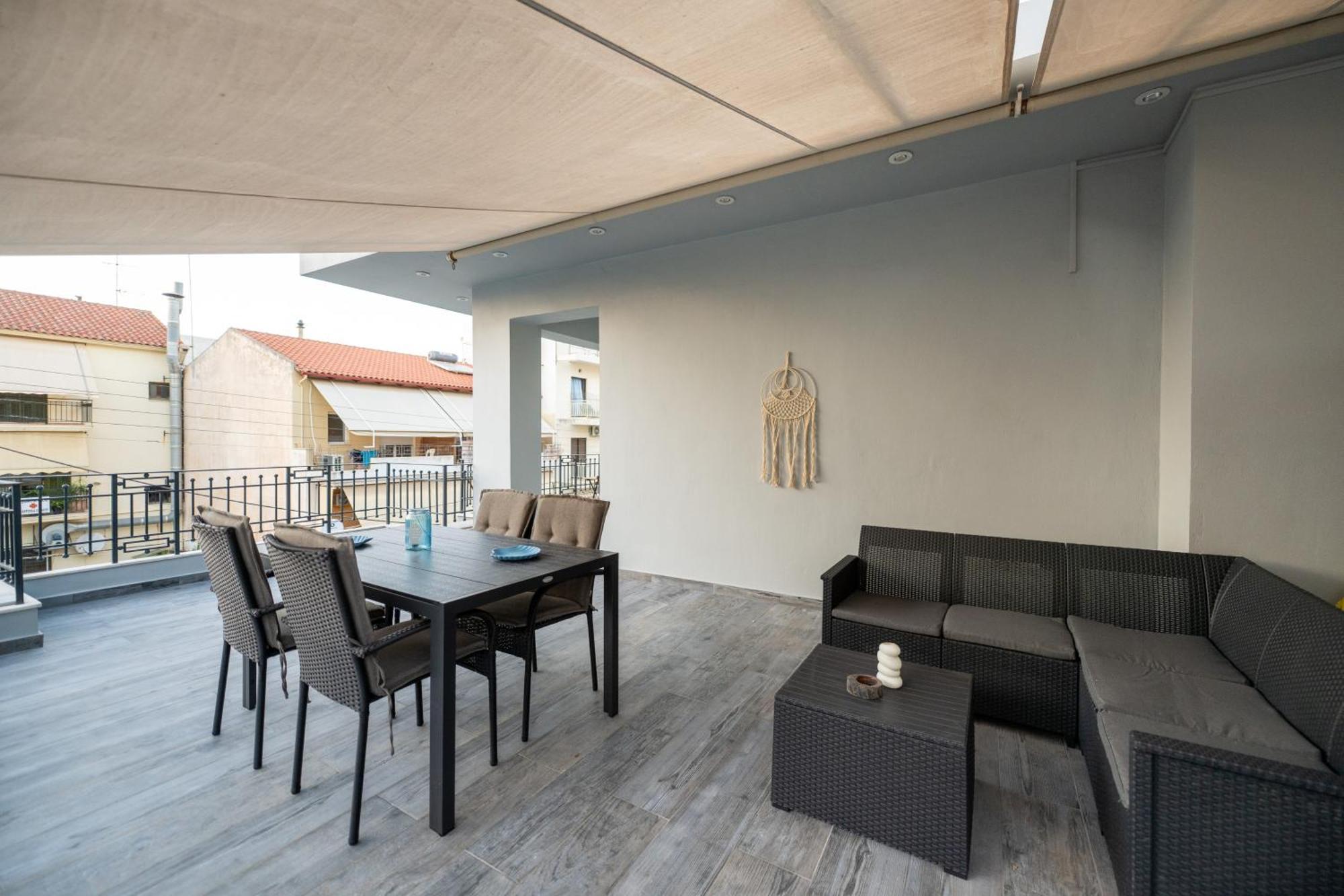 Il Centro Apartment Aígion Ngoại thất bức ảnh